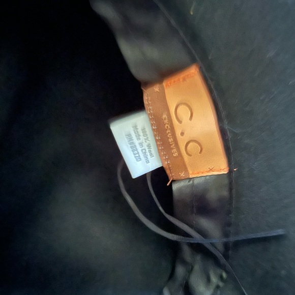 100% wool hat size M - Picture 2 of 3